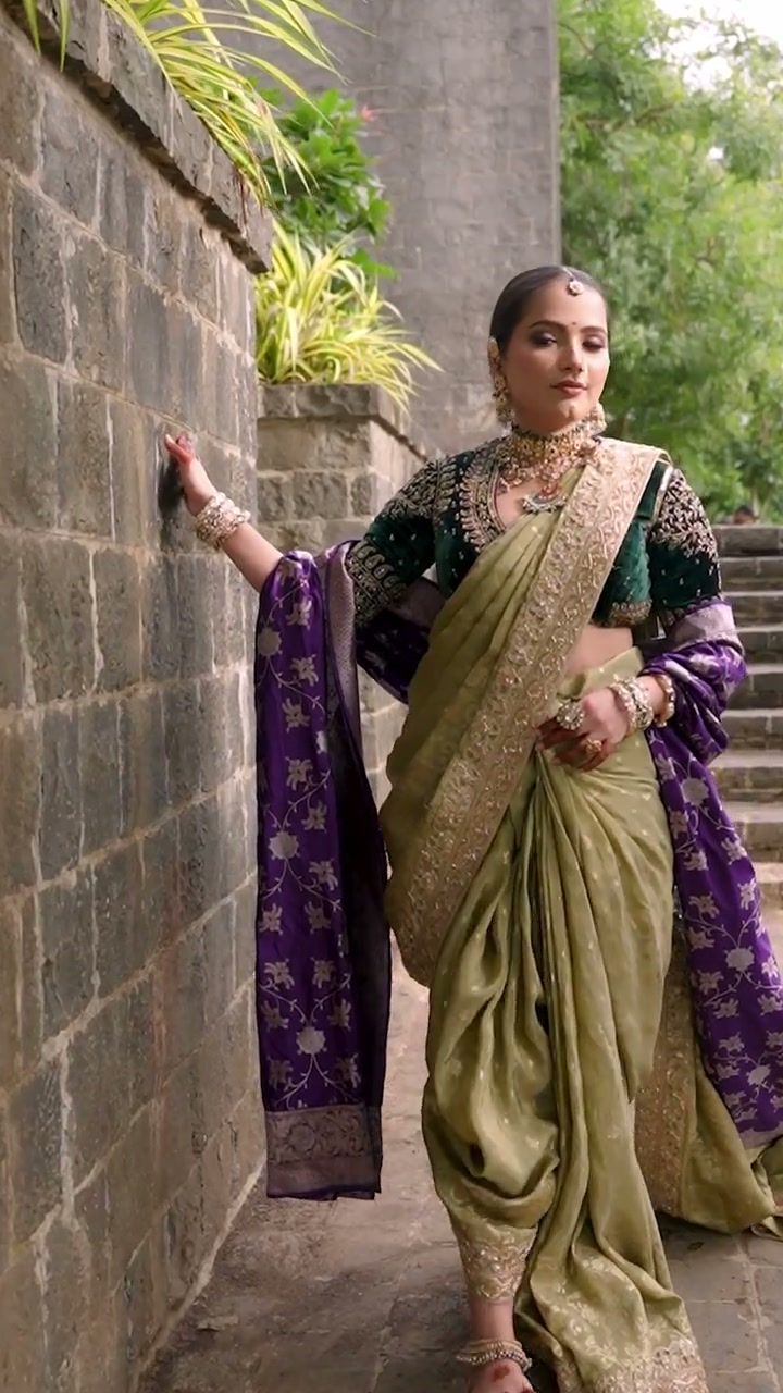Heritage Nauvari Royal Outdoor Shoot